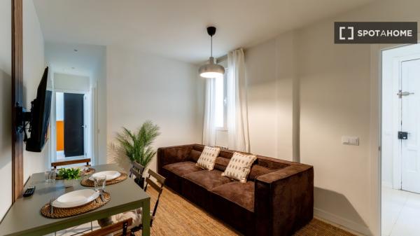 Chambre en colocation à louer à Arapiles, Madrid