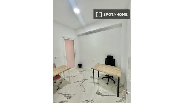 Piso de 3 dormitorios en alquiler en Murcia