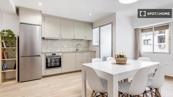 Piso de 4 habitaciones en alquiler en La Vega Baixa, Valencia