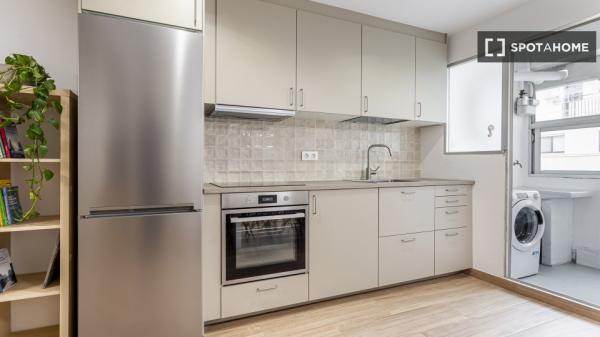 Piso de 4 habitaciones en alquiler en La Vega Baixa, Valencia