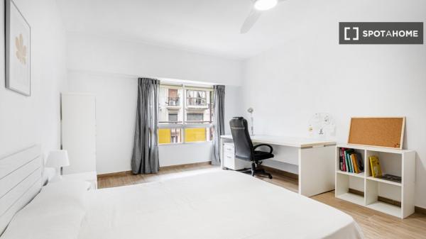 Piso de 4 habitaciones en alquiler en La Vega Baixa, Valencia