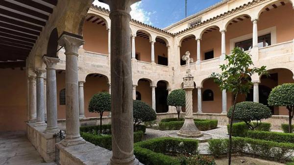 Terreno en calle Yecla