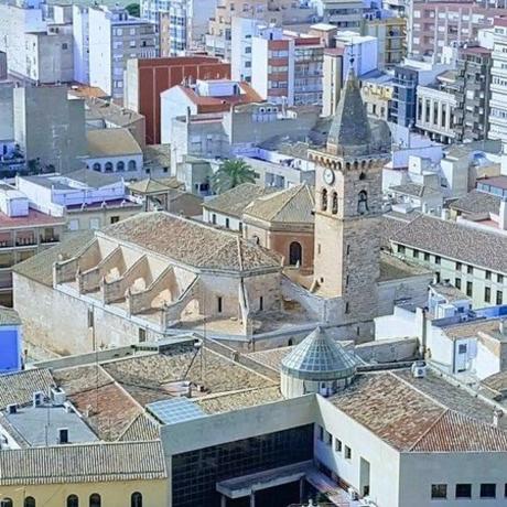 Terreno en calle Yecla