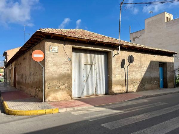 Terreno en calle Alicante, 49