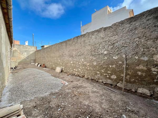 Terreno en calle Alicante, 49