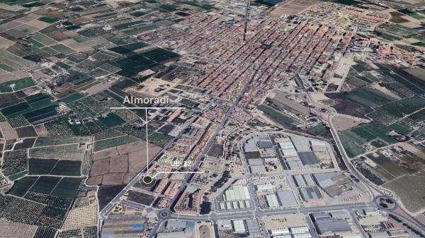 Terreno en calle Ecuador