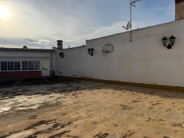 Terreno en calle Santos Médicos