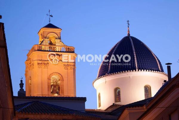 Terreno en calle Velazquez