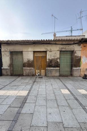 Terreno en calle Torrevejenses Ausentes, 26