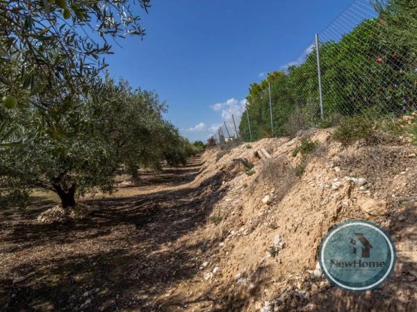 Terreno en via Sense Nom