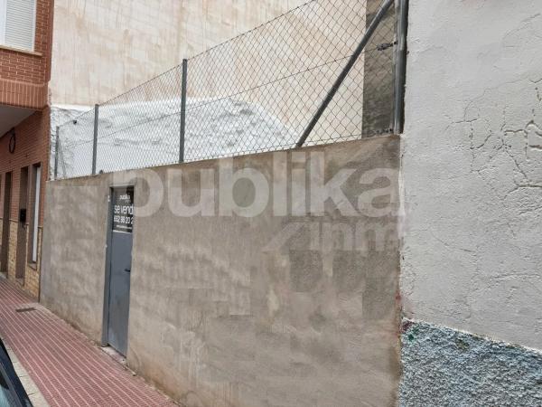 Terreno en calle Sant Vicent