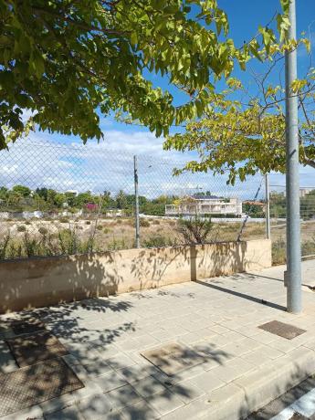 Terreno en calle del Eucalipto