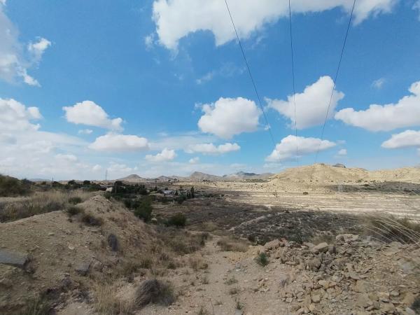 Terreno en calle Cala Lanuza