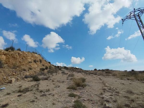 Terreno en calle Cala del Mojón