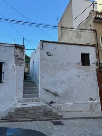 Terreno en calle San Cayetano