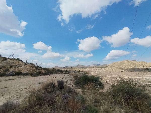 Terreno en calle Cala Lanuza