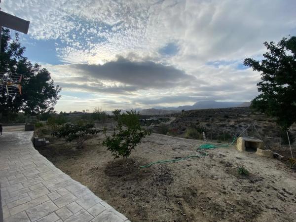 Terreno en carretera de Busot a Aigües