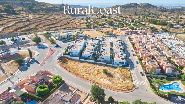 Terreno en calle El Pi