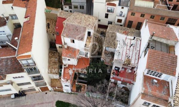 Terreno en calle Riu de les Caixes
