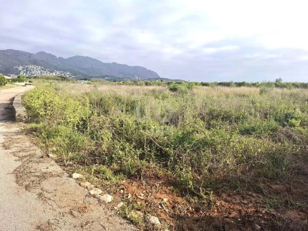 Terreno en calle Santa Bárbara, 9 -1