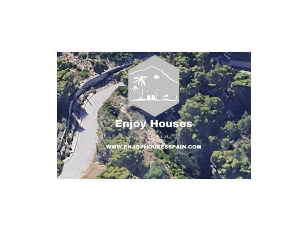 Terreno en calle del Milà