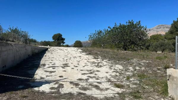 Terreno en camino taraulla