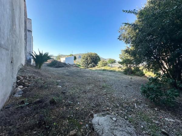 Terreno en Pego