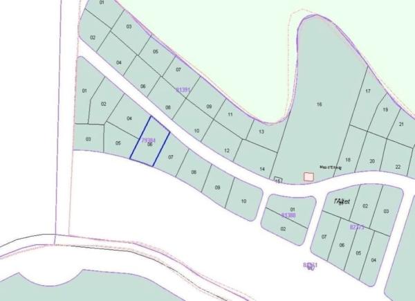 Terreno en via Sense Nom