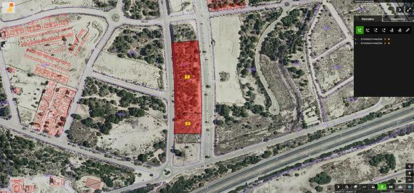 Terreno en calle de Veneçuela