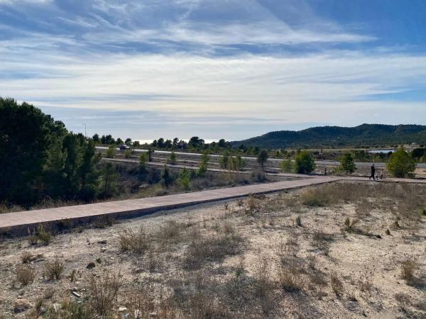 Terreno en Polígono Alfarella.Sector 13