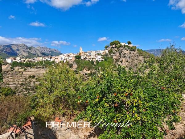 Terreno en La Nucia Pueblo