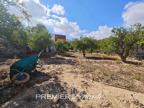 Terreno en La Nucia Pueblo