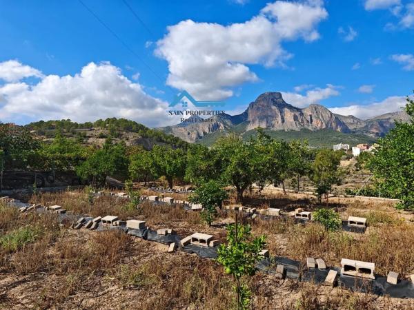 Terreno en La Nucia Pueblo