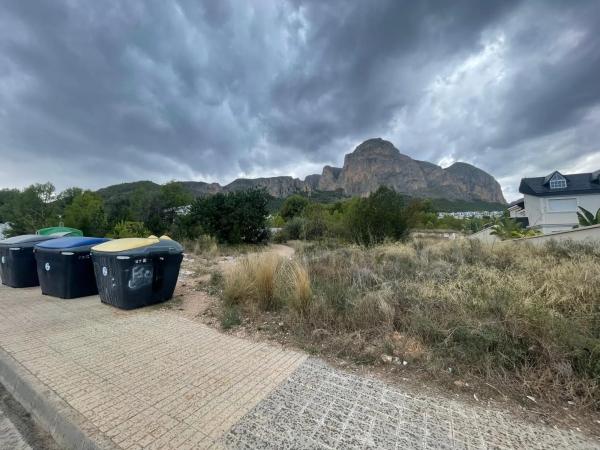 Terreno en Polígon Pau Número 1