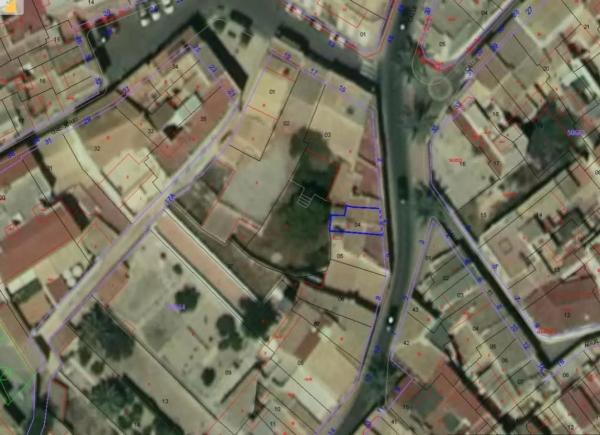 Terreno en calle Gregorio Rizo