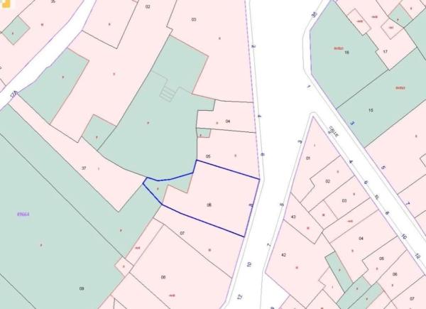 Terreno en calle Gregorio Rizo