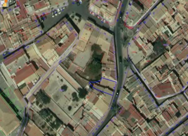 Terreno en calle Gregorio Rizo