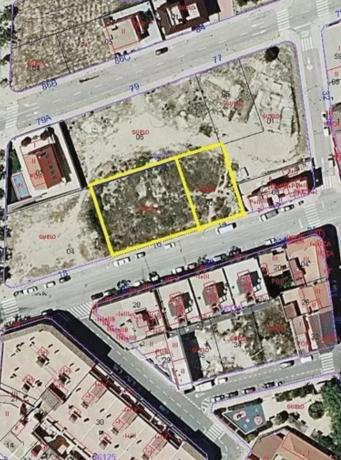 Terreno en avenida de la Libertad, 16