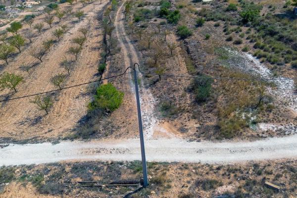 Terreno en via Sense Nom