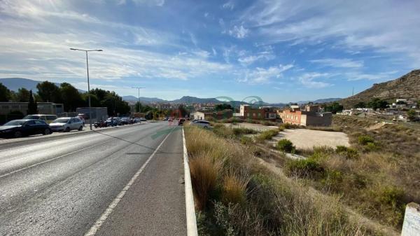 Terreno en calle Séneca, 11
