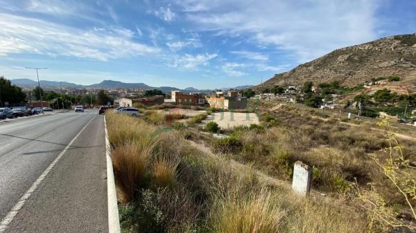 Terreno en calle Séneca, 11