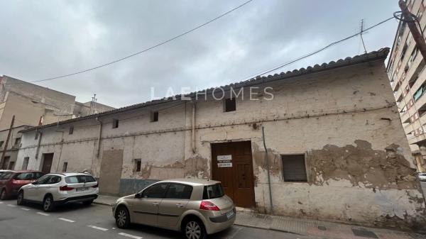 Casa independiente en calle Menéndez Pelayo