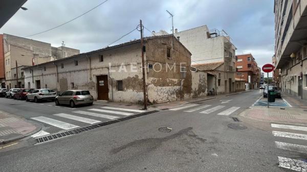 Casa independiente en calle Menéndez Pelayo