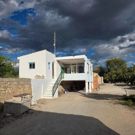 Casa independiente en polígono 4, 6