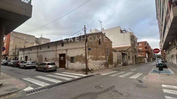 Casa independiente en calle Menéndez Pelayo