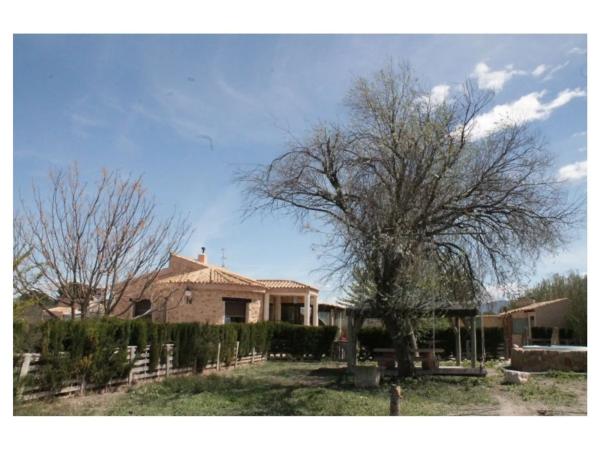 Masía en calle de San Sebastián, 14