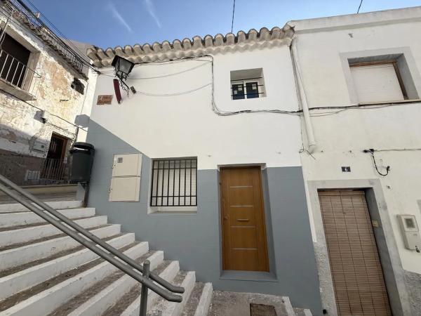 Casa independiente en calle Peligro