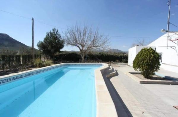 Casa independiente en partida canal de confite, 78