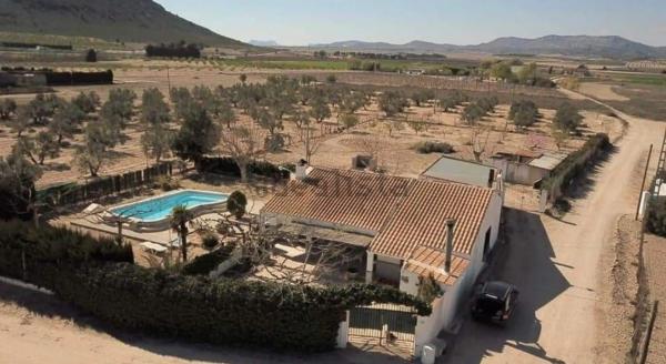 Casa independiente en partida canal de confite, 78