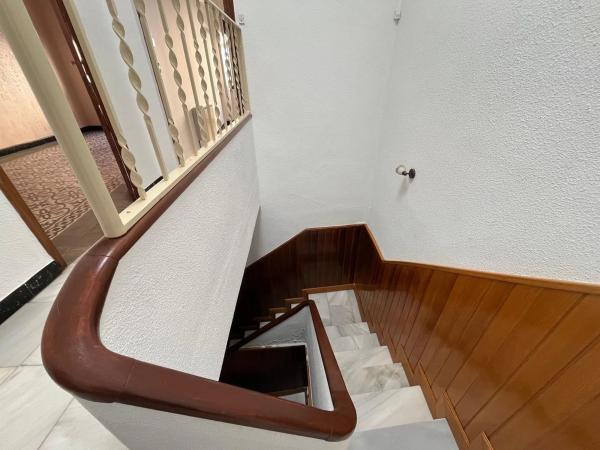 Casa independiente en calle Santa Eulalia